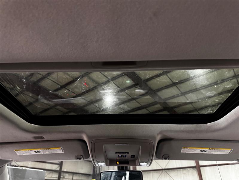 GMC Sierra 1500 SLT Crew Cab Long Box 4WD 2017