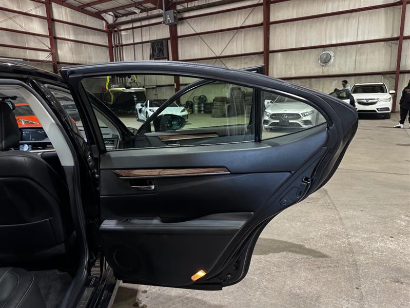 Lexus ES 350 Sedan 2015