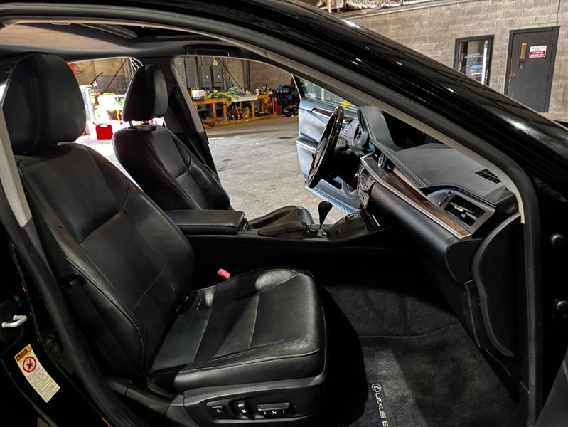 Lexus ES 350 Sedan 2015