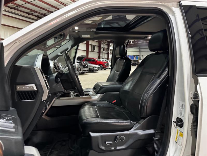 Ford F-150 Lariat SuperCrew 5.5-ft. Bed 4WD 2016