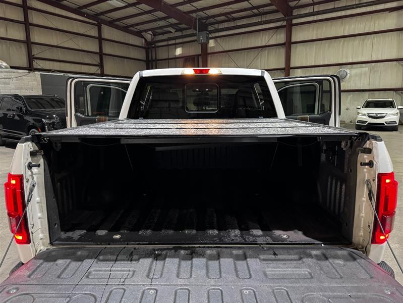 Ford F-150 Lariat SuperCrew 5.5-ft. Bed 4WD 2016