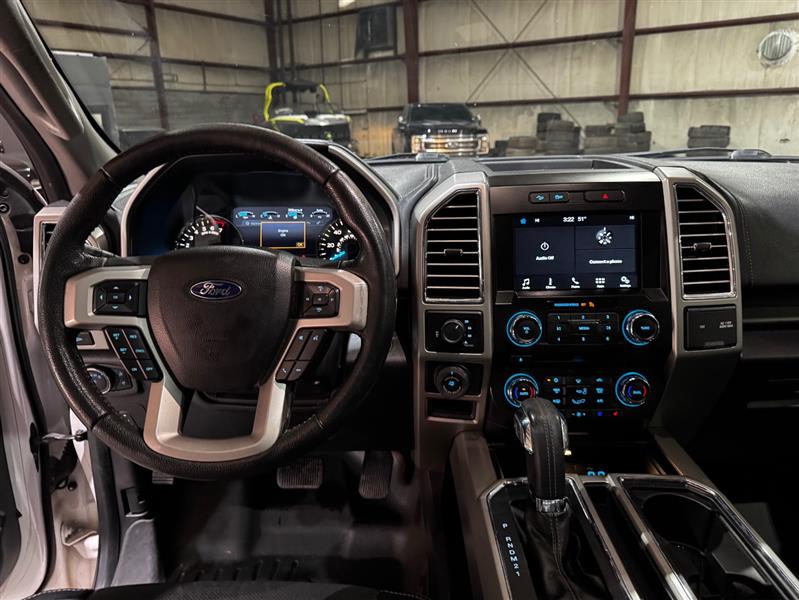 Ford F-150 Lariat SuperCrew 5.5-ft. Bed 4WD 2016