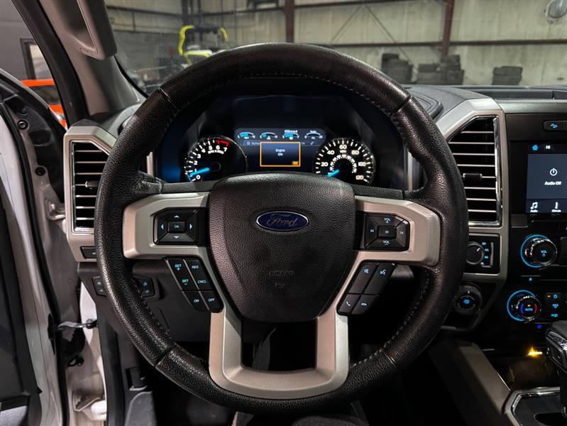 Ford F-150 Lariat SuperCrew 5.5-ft. Bed 4WD 2016