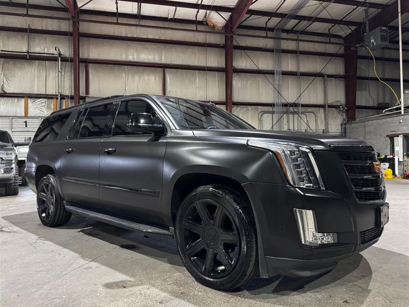 Cadillac Escalade ESV 2WD Luxury 2017