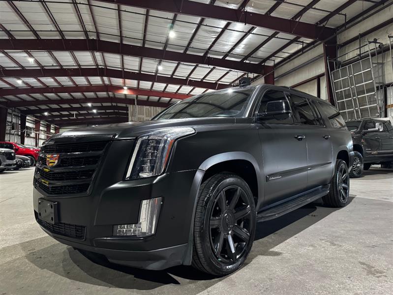 Cadillac Escalade ESV 2WD Luxury 2017