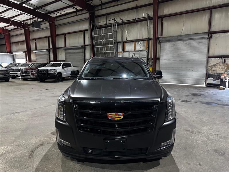 Cadillac Escalade ESV 2WD Luxury 2017