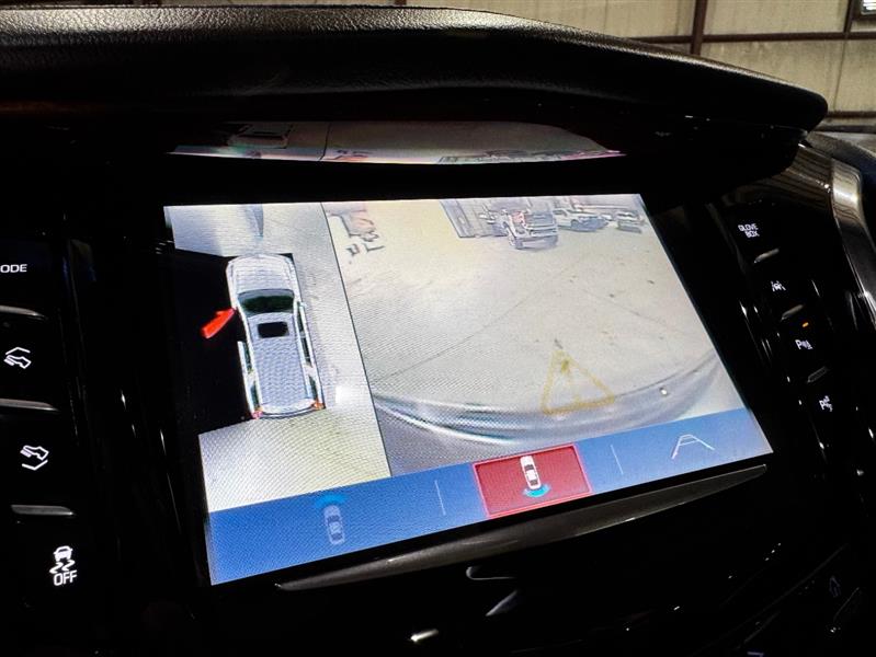 Cadillac Escalade ESV 2WD Luxury 2017