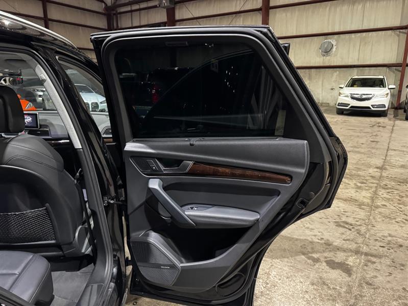 Audi Q5 2.0T Premium Plus quattro 2019