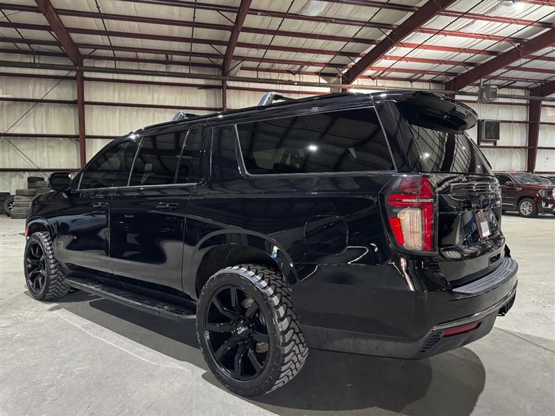 Chevrolet Suburban RST 2022