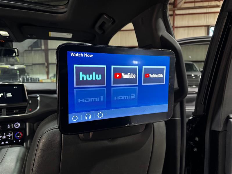 Chevrolet Suburban RST 2022