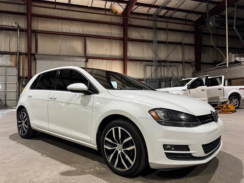 2016 Volkswagen Golf TSI SE