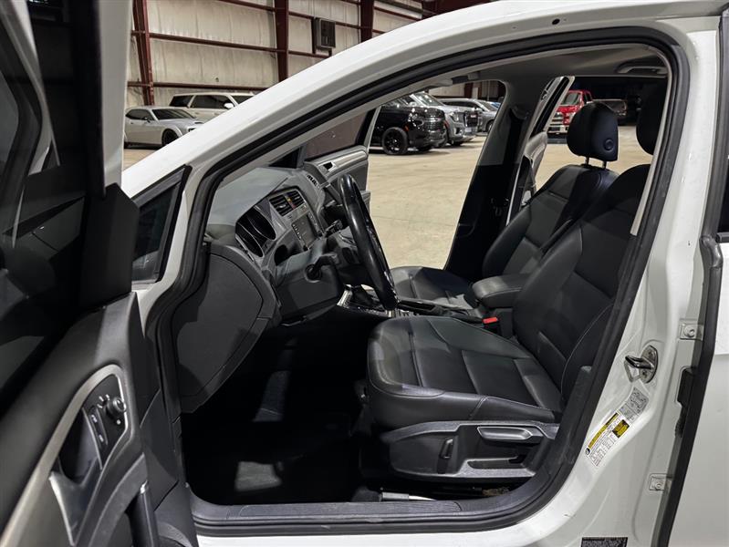 Volkswagen Golf TSI SE 6A 2016