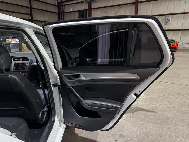 Volkswagen Golf TSI SE 6A 2016