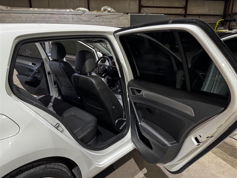 Volkswagen Golf TSI SE 6A 2016