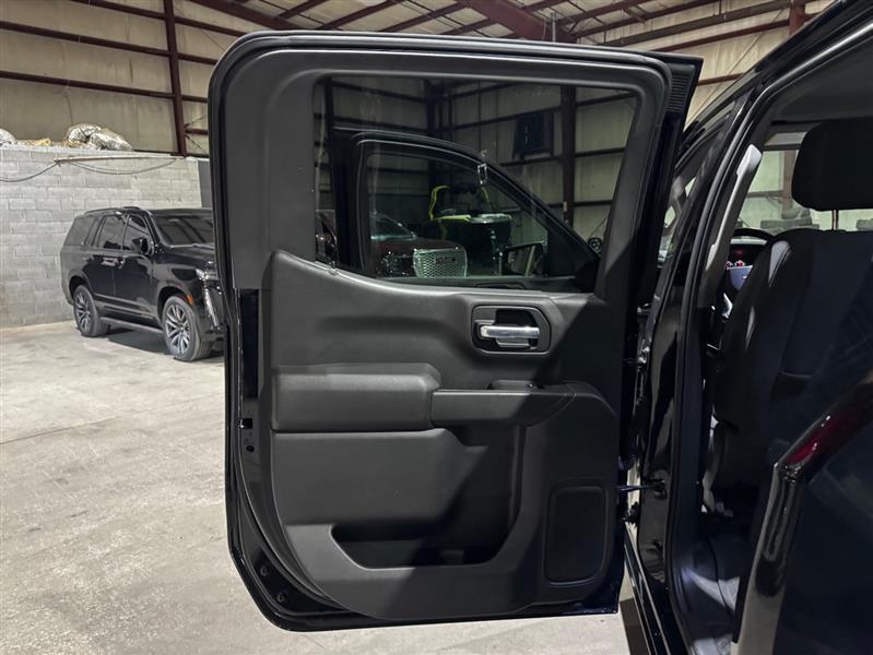 Chevrolet Silverado 1500 LT Crew Cab 4WD 2021