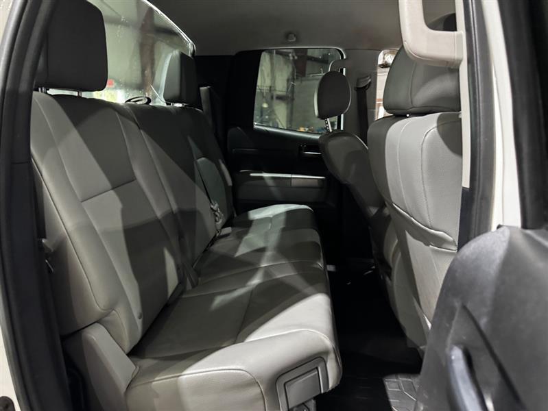 Toyota Tundra Tundra-Grade Double Cab 4.0L 2WD 2013