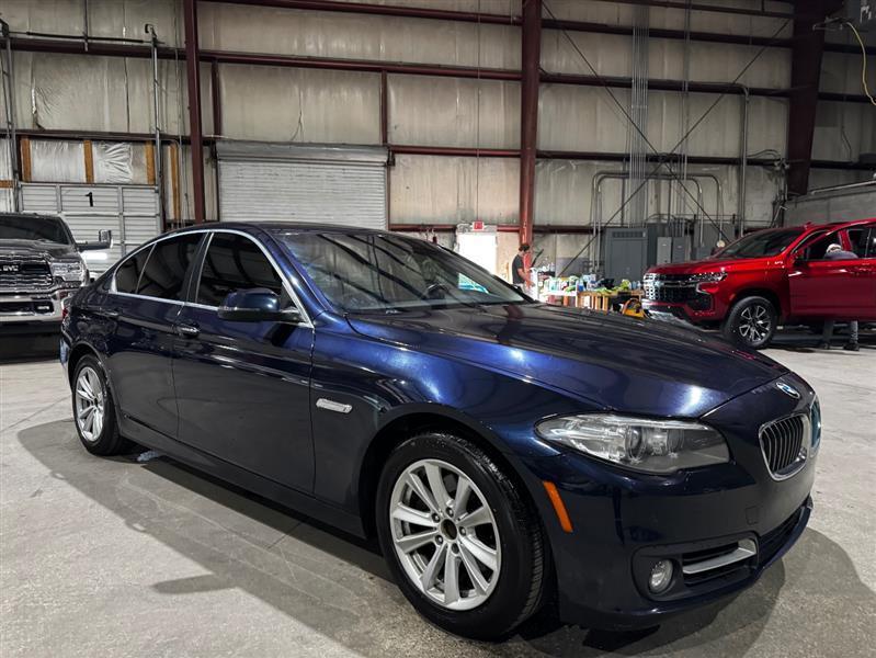 BMW 5-Series 528i 2016