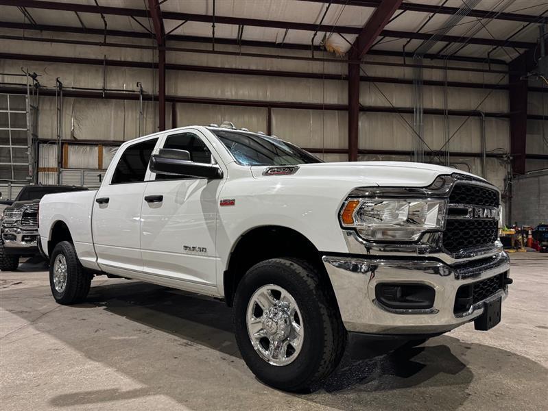 2022 RAM 2500 Tradesman Crew Cab SWB 4WD