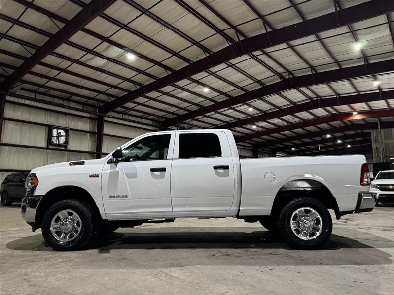 RAM 2500 Tradesman Crew Cab SWB 4WD 2022