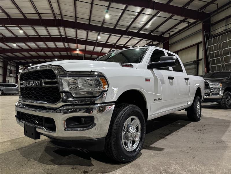 RAM 2500 Tradesman Crew Cab SWB 4WD 2022