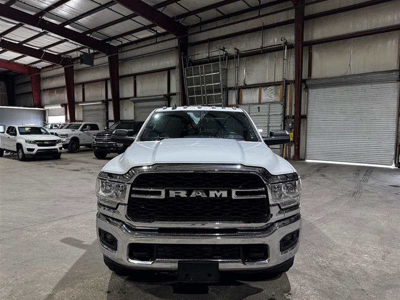 RAM 2500 Tradesman Crew Cab SWB 4WD 2022