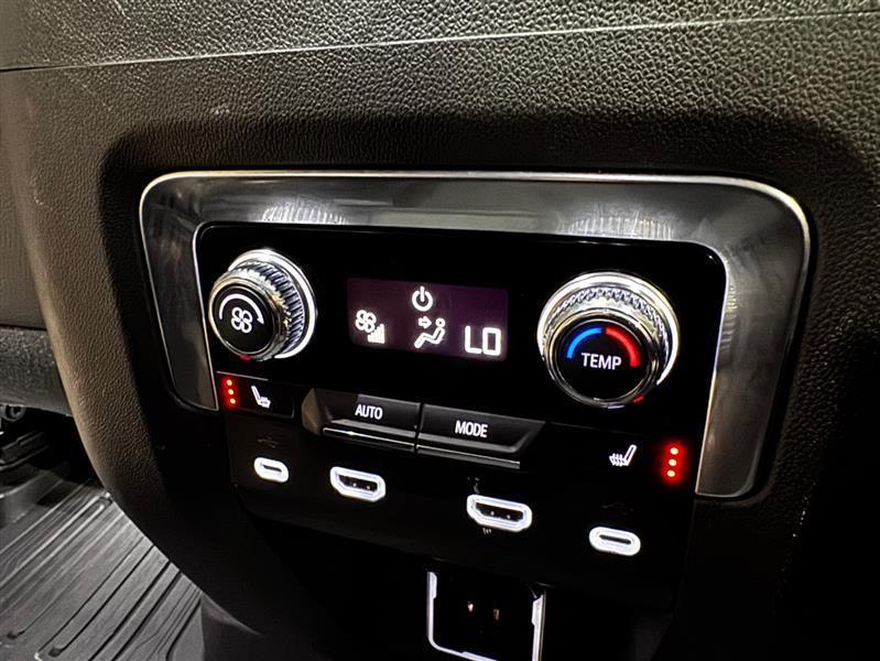 GMC Yukon Denali 2WD 2021