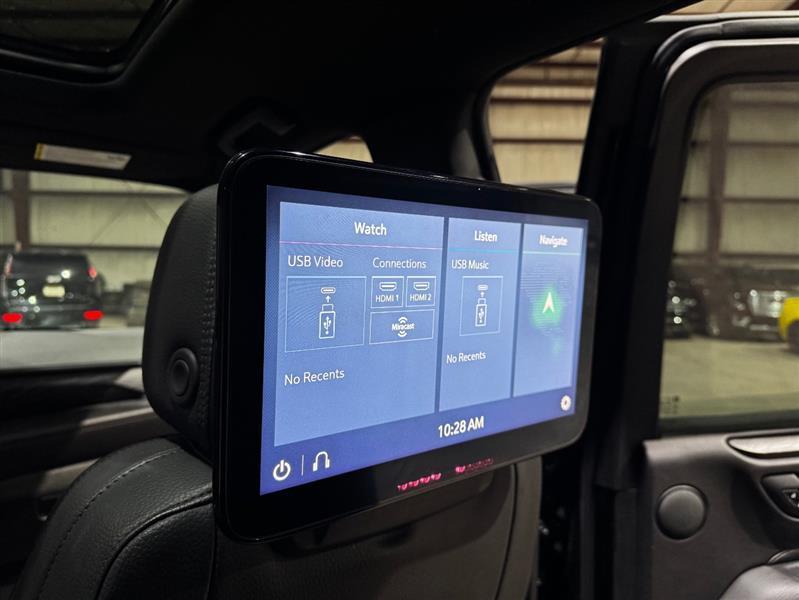 GMC Yukon Denali 2WD 2021