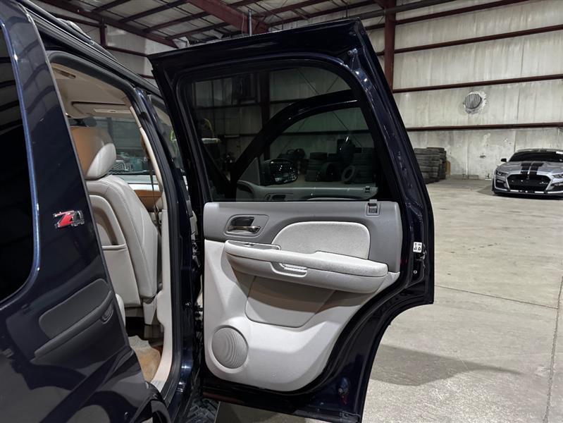 Chevrolet Tahoe LT 4WD 2013