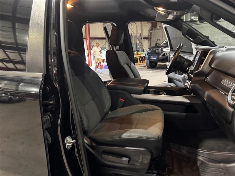 RAM 1500 Big Horn Quad Cab 2WD 2020