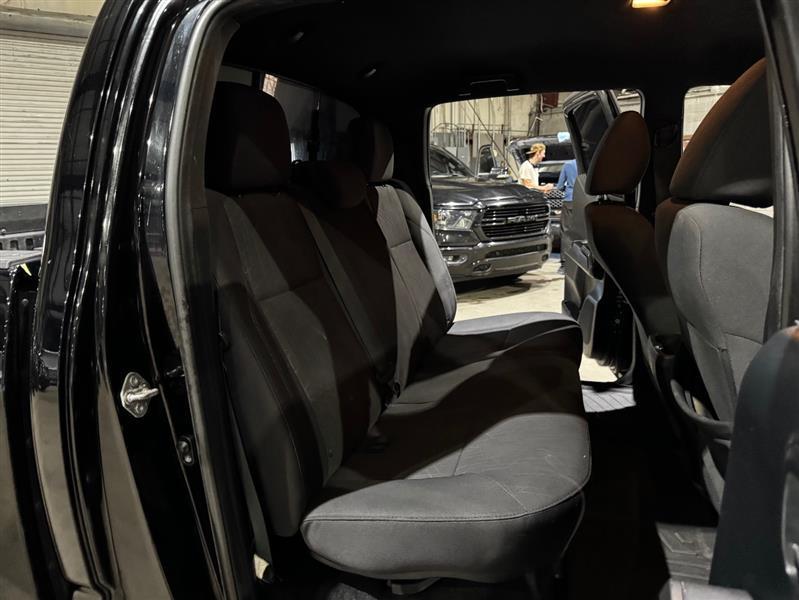 Toyota Tacoma SR5 Double Cab Long Bed V6 6AT 4WD 2016