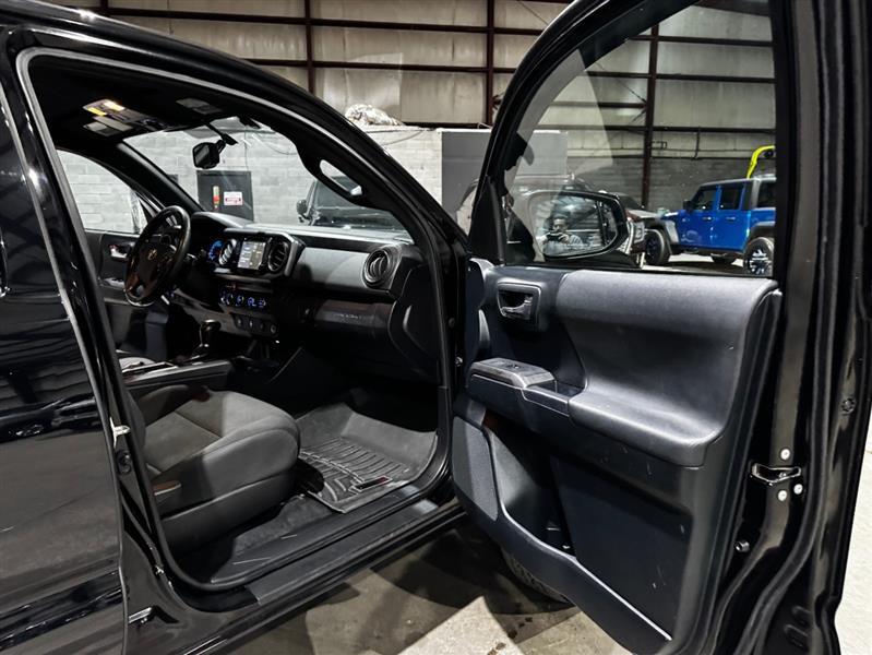 Toyota Tacoma SR5 Double Cab Long Bed V6 6AT 4WD 2016