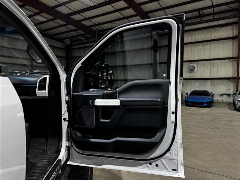 Ford F-250 SD XLT Crew Cab 4WD 2018