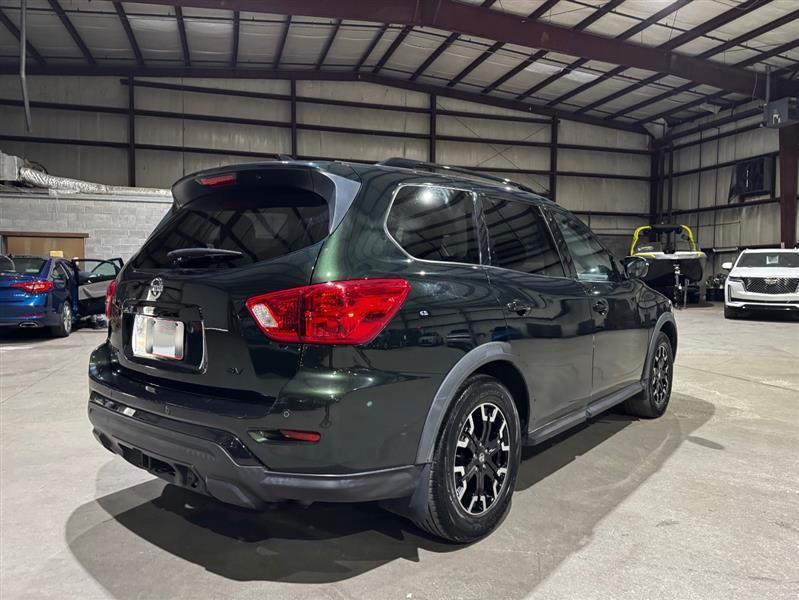 Nissan Pathfinder SV 2020