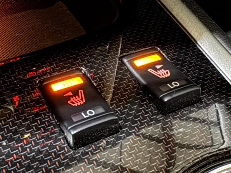 Nissan Pathfinder SV 2020