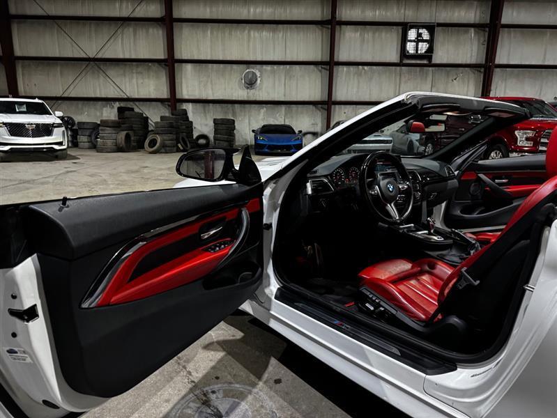 BMW M4 Convertible 2017