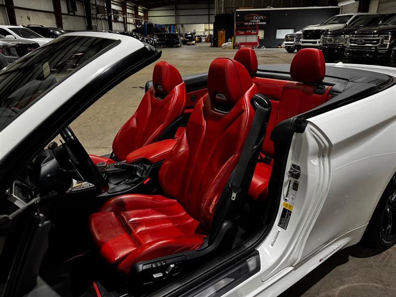 BMW M4 Convertible 2017