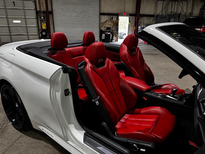 BMW M4 Convertible 2017