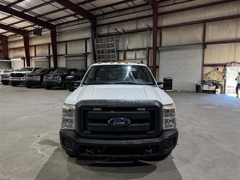 Ford F-350 SD XL Crew Cab Long Bed DRW 2WD 2016