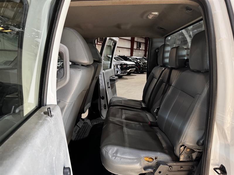 Ford F-350 SD XL Crew Cab Long Bed DRW 2WD 2016