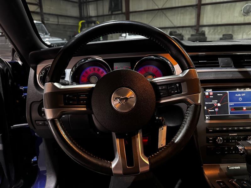 Ford Mustang V6 Coupe 2012