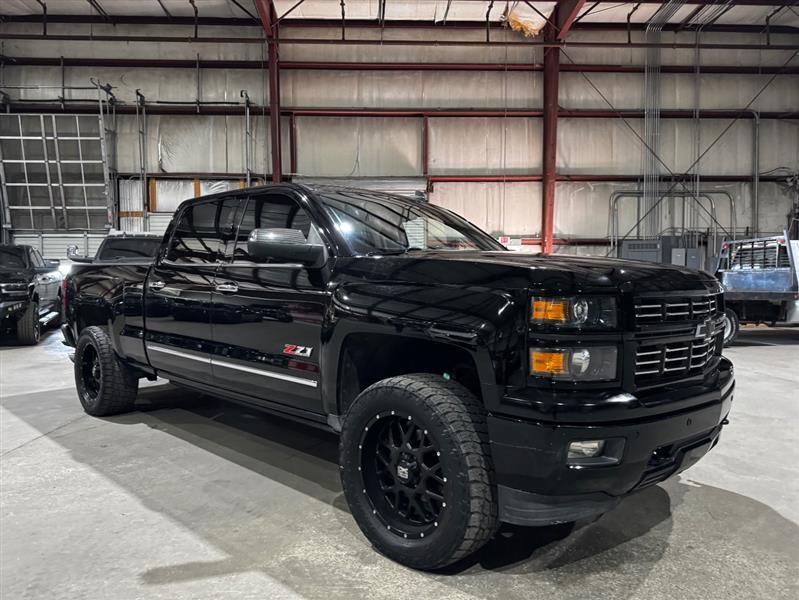 Chevrolet Silverado 1500 LTZ Crew Cab 4WD 2015