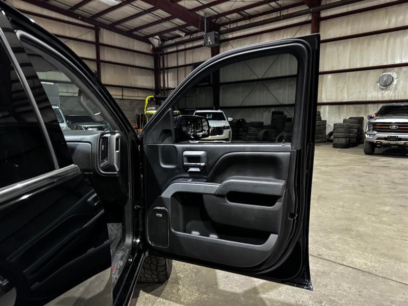 Chevrolet Silverado 1500 LTZ Crew Cab 4WD 2015