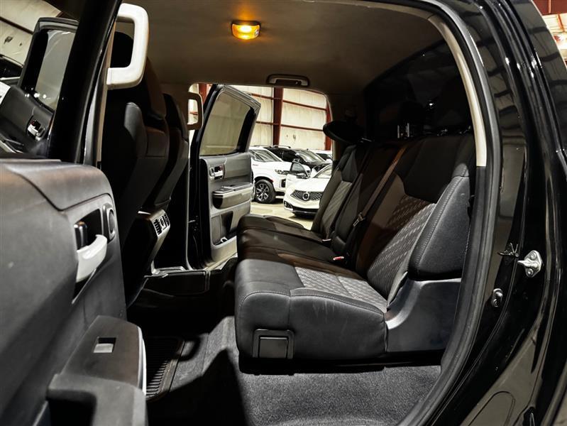 Toyota Tundra SR5 5.7L V8 CrewMax 2WD 2018