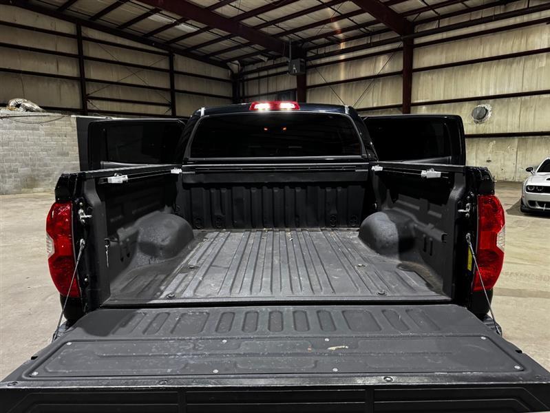 Toyota Tundra SR5 5.7L V8 CrewMax 2WD 2018