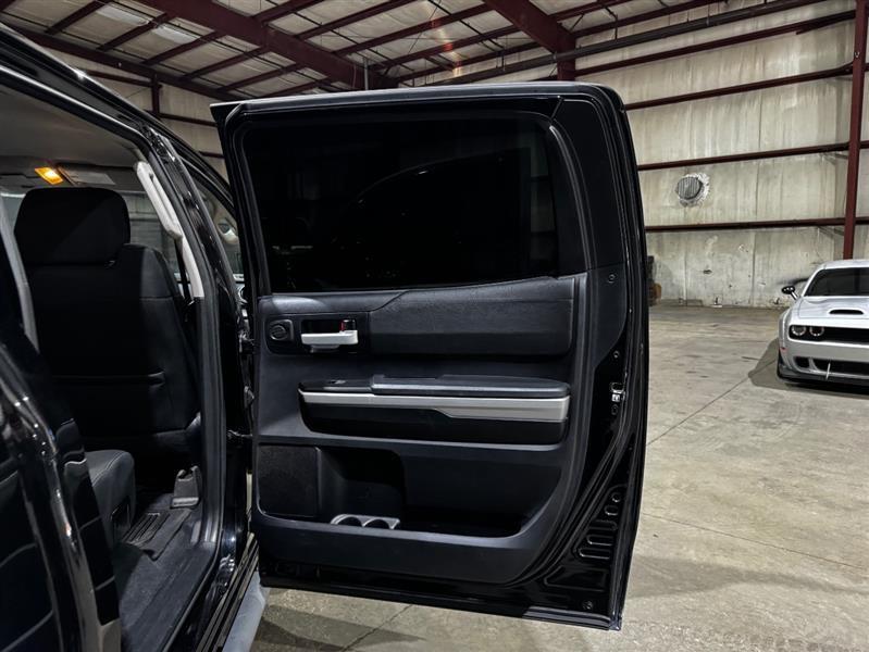 Toyota Tundra SR5 5.7L V8 CrewMax 2WD 2018