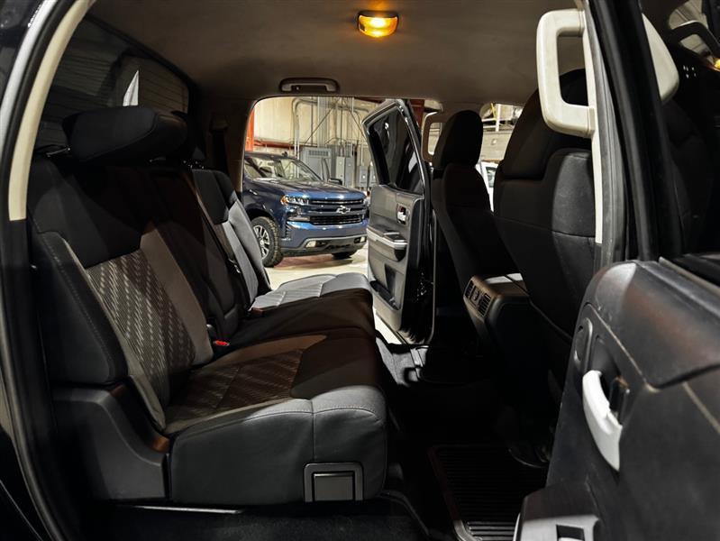 Toyota Tundra SR5 5.7L V8 CrewMax 2WD 2018