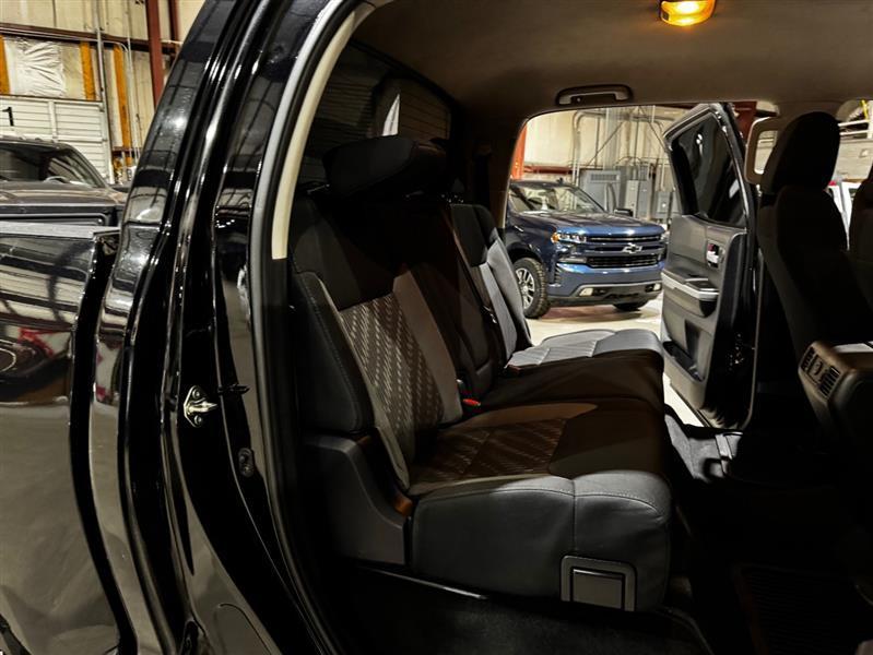 Toyota Tundra SR5 5.7L V8 CrewMax 2WD 2018