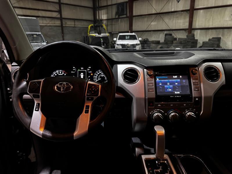 Toyota Tundra SR5 5.7L V8 CrewMax 2WD 2018
