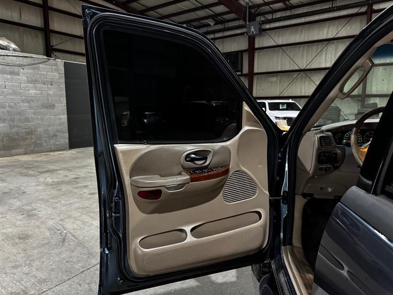 Ford F-150 XLT SuperCrew 4WD 2003