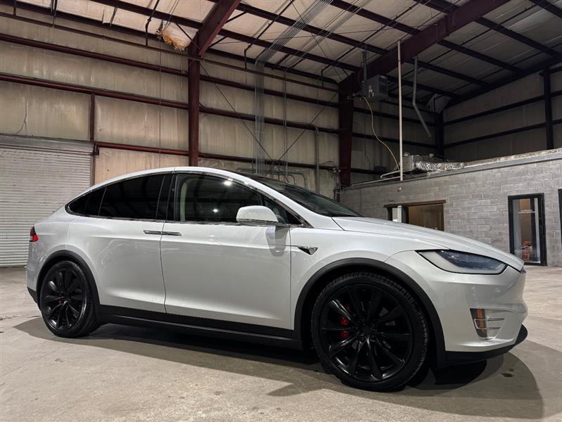 Tesla Model X P100D 2017